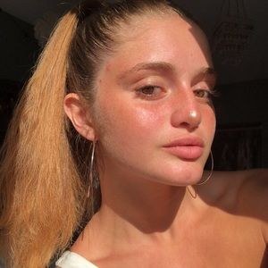 Meet your Posher, Jordyn